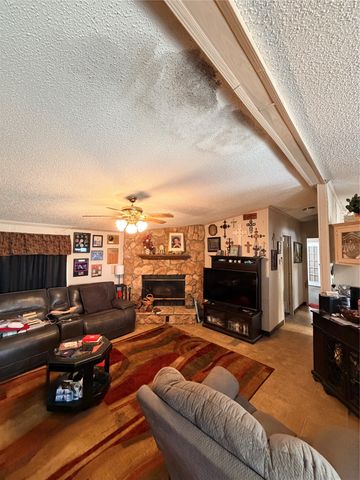 54 Spring Creek Circle, Grand Prairie, TX 75054