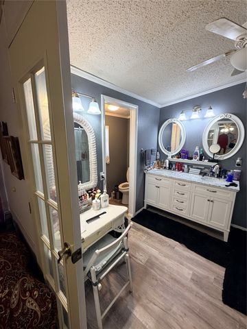 54 Spring Creek Circle, Grand Prairie, TX 75054