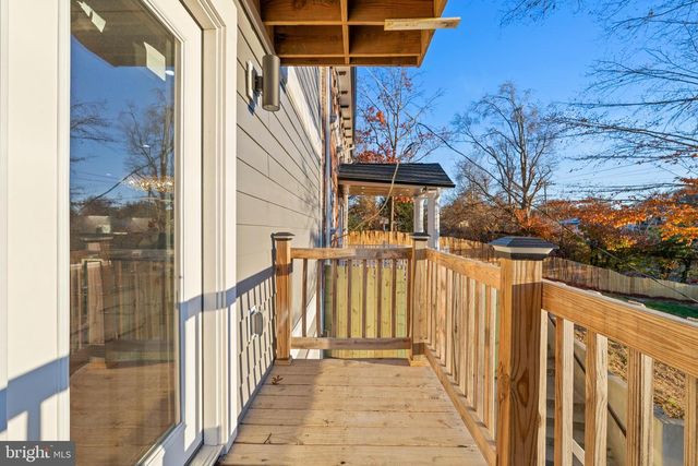 6218 SUITLAND RD, Suitland, MD 20746