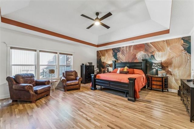 2301 NE Colonnade Avenue, Blue Springs, MO 64029