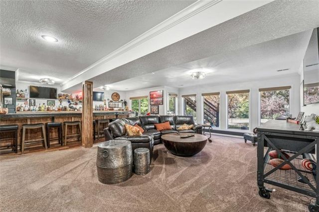 2301 NE Colonnade Avenue, Blue Springs, MO 64029