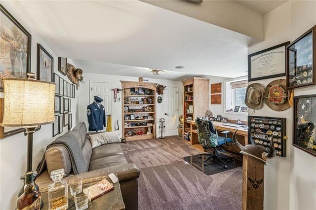 2301 NE Colonnade Avenue, Blue Springs, MO 64029