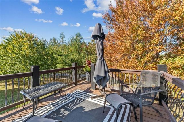 2301 NE Colonnade Avenue, Blue Springs, MO 64029