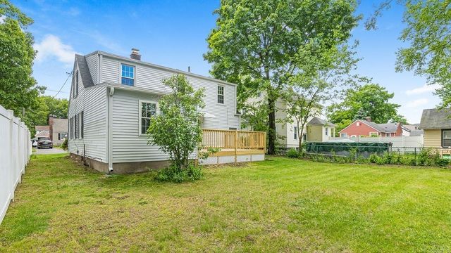 320 Tremont Street, Springfield, MA 01104