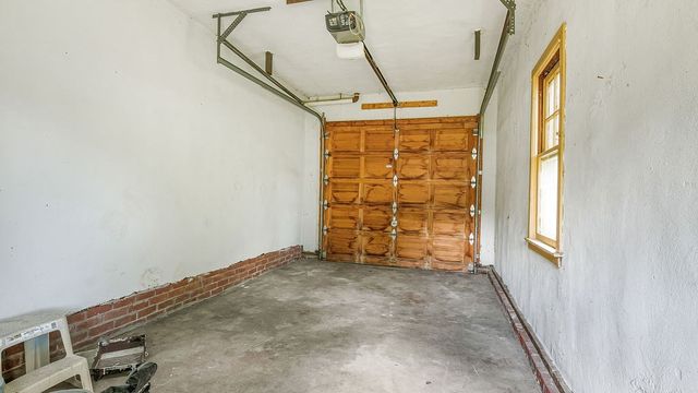 320 Tremont Street, Springfield, MA 01104
