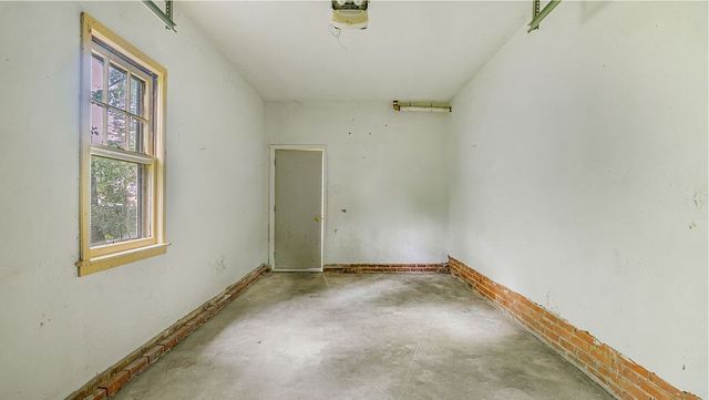 320 Tremont Street, Springfield, MA 01104