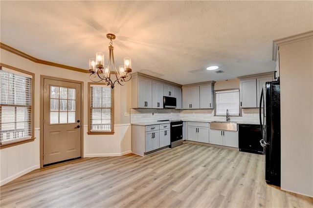 2377 Centerville Rosebud Road, Loganville, GA 30052