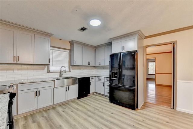 2377 Centerville Rosebud Road, Loganville, GA 30052