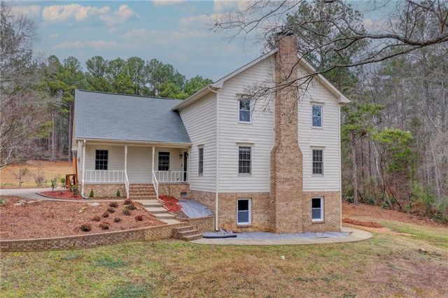 2377 Centerville Rosebud Road, Loganville, GA 30052