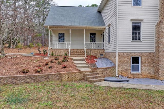 2377 Centerville Rosebud Road, Loganville, GA 30052