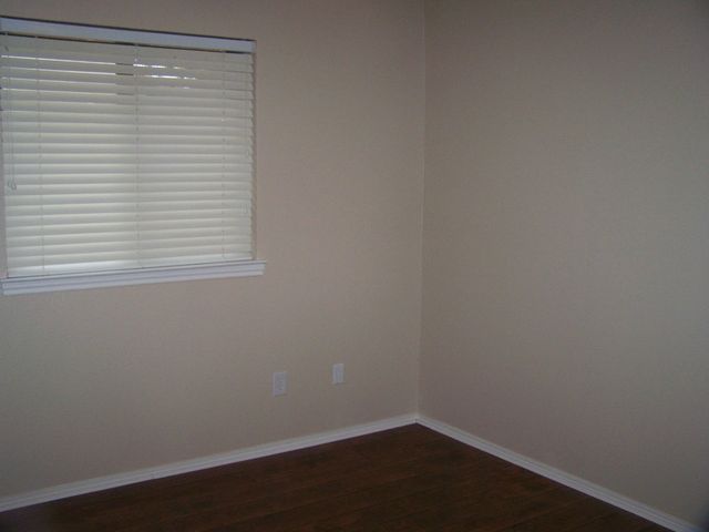 827 Meandering Way, Mesquite, TX 75150