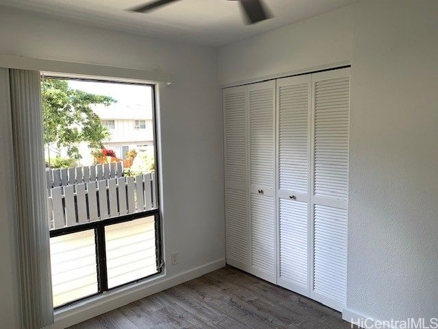 950 Kolokolo Place, Honolulu, HI 96825