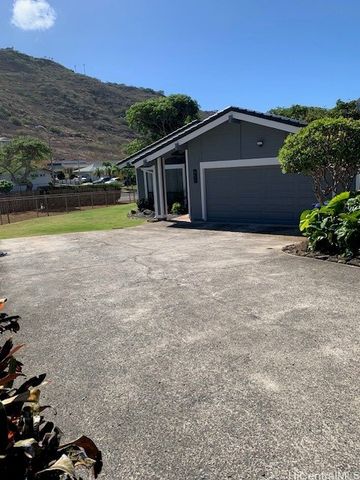 950 Kolokolo Place, Honolulu, HI 96825