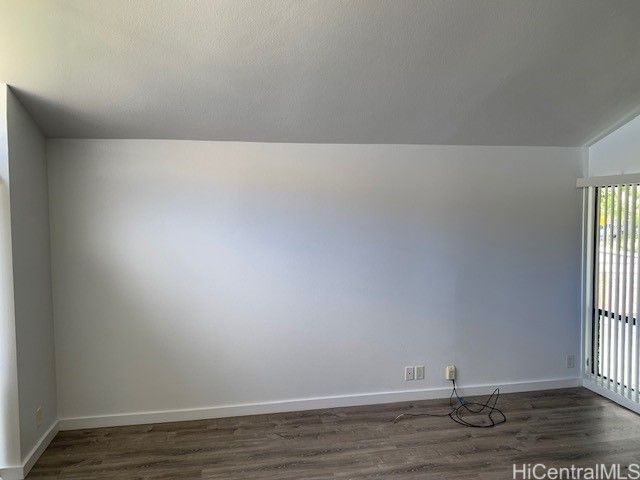 950 Kolokolo Place, Honolulu, HI 96825