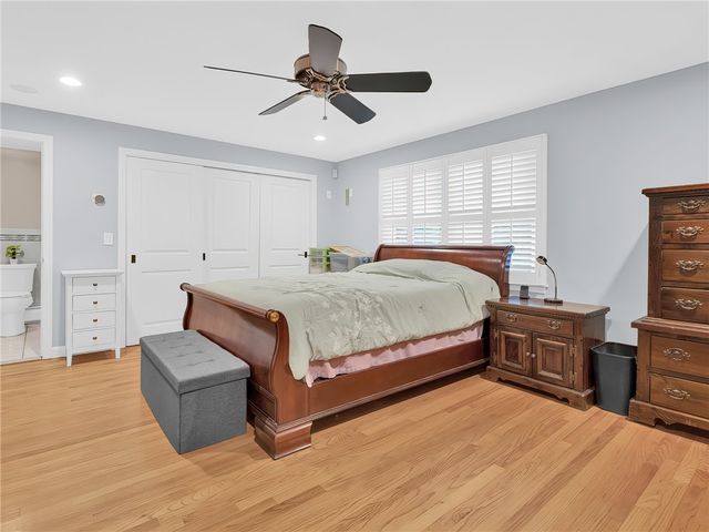 5 Colony Drive, Johnston, RI 02919