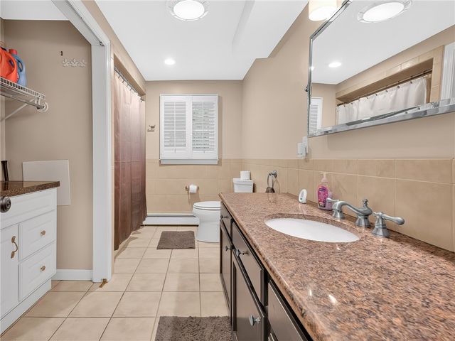 5 Colony Drive, Johnston, RI 02919