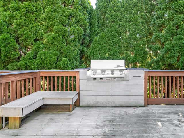 5 Colony Drive, Johnston, RI 02919