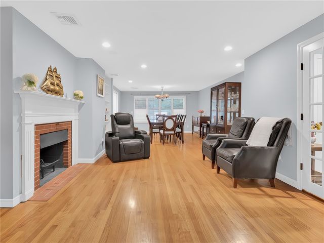 5 Colony Drive, Johnston, RI 02919