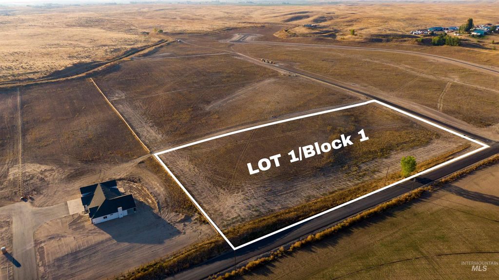 6513 Piper Lane, Caldwell, ID 83600