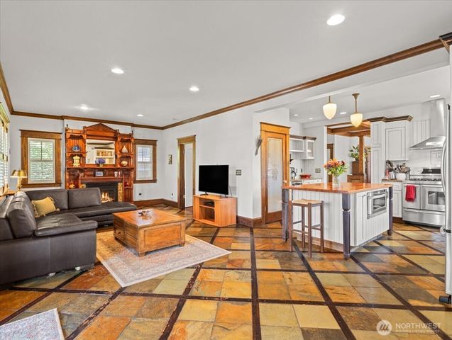 2400 H Street, Vancouver, WA 98663