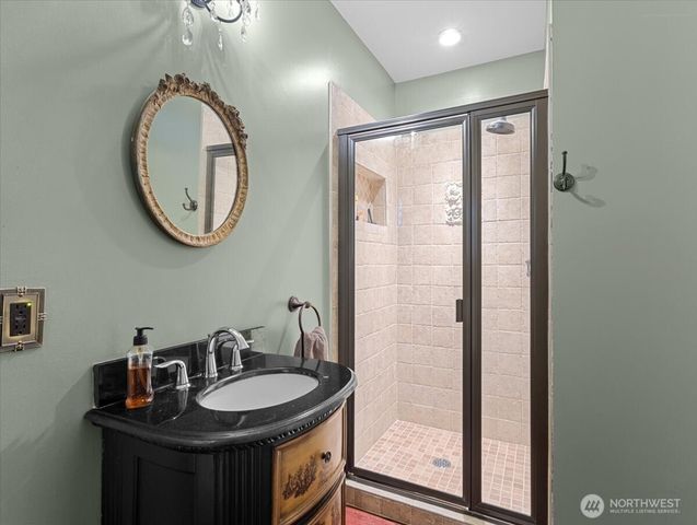 2400 H Street, Vancouver, WA 98663
