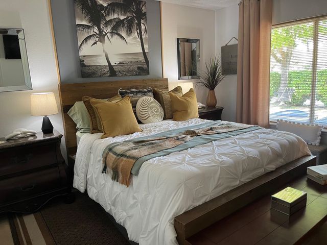 1004 W Enon Court, St Augustine, FL 32092