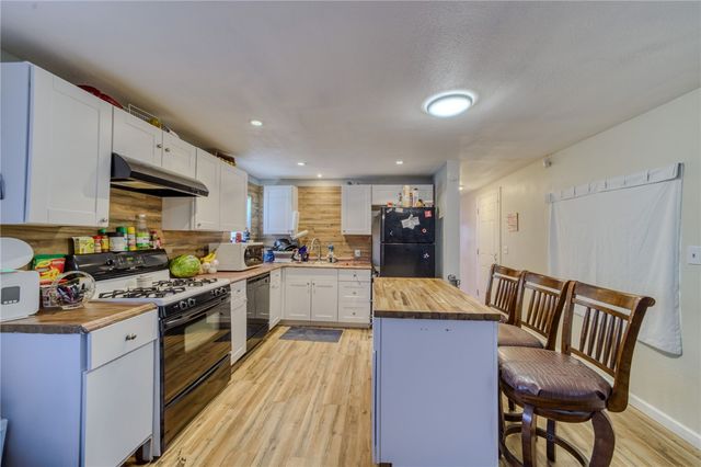 4586 Camino Ejercito, Fort Mohave, AZ 86426