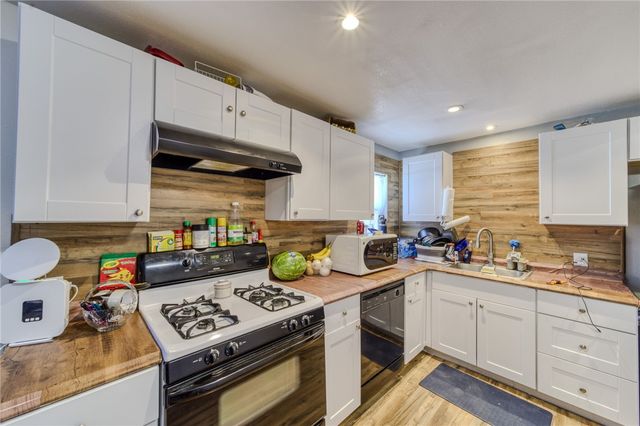 4586 Camino Ejercito, Fort Mohave, AZ 86426