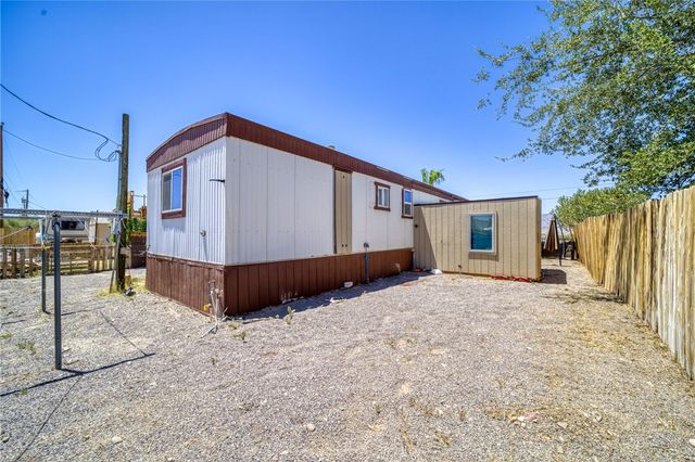 4586 Camino Ejercito, Fort Mohave, AZ 86426