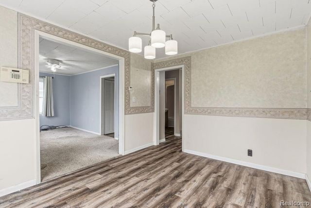 5101 Kendall Drive, Burton, MI 48509