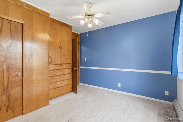 5101 Kendall Drive, Burton, MI 48509