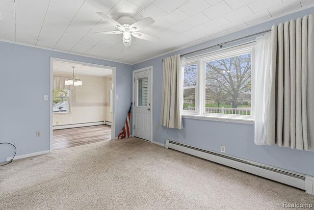 5101 Kendall Drive, Burton, MI 48509