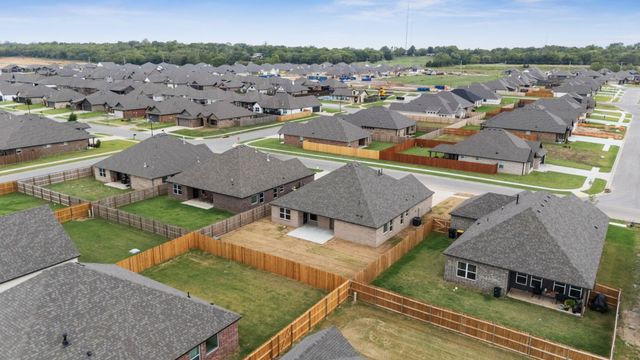 27762 E 109th Street S, Coweta, OK 74429