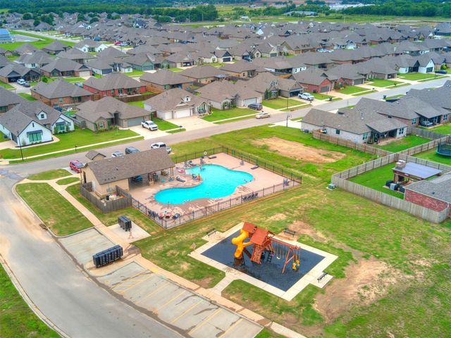 27762 E 109th Street S, Coweta, OK 74429