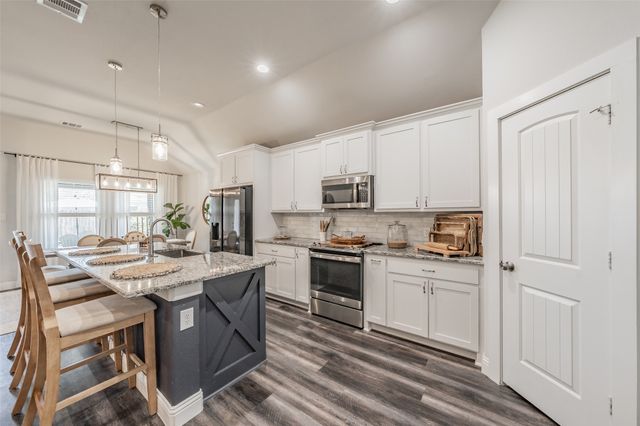 141 Maverick Lane, Pilot Point, TX 76258