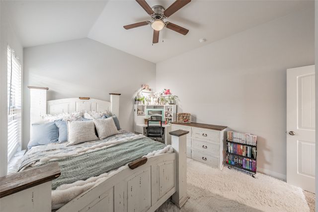 141 Maverick Lane, Pilot Point, TX 76258