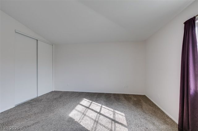 5351 Chili Pepper Street, Las Vegas, NV 89118