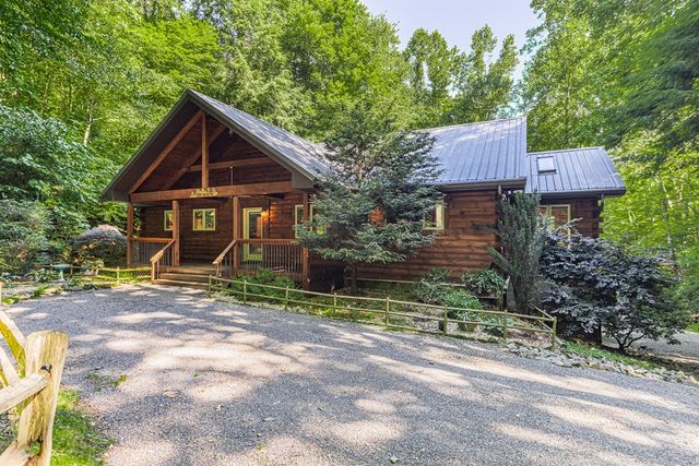 217 Hideaway Cove, Hayesville, NC 28904