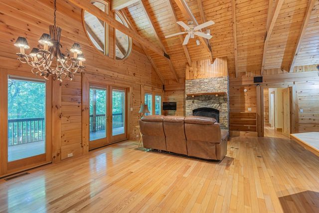 217 Hideaway Cove, Hayesville, NC 28904