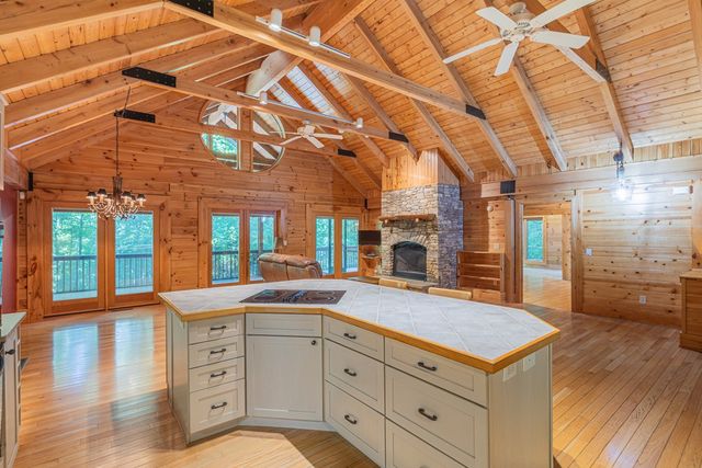 217 Hideaway Cove, Hayesville, NC 28904