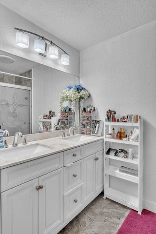 3011 NW 33rd Avenue, Okeechobee, FL 34972