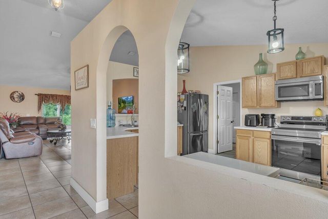 3011 NW 33rd Avenue, Okeechobee, FL 34972