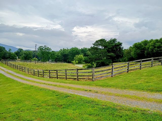303 Wilson Road, Chatsworth, GA 30705