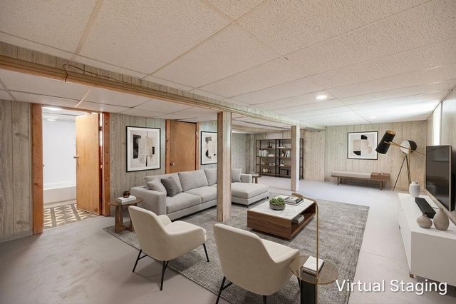 39 W 113th Place, Chicago, IL 60628