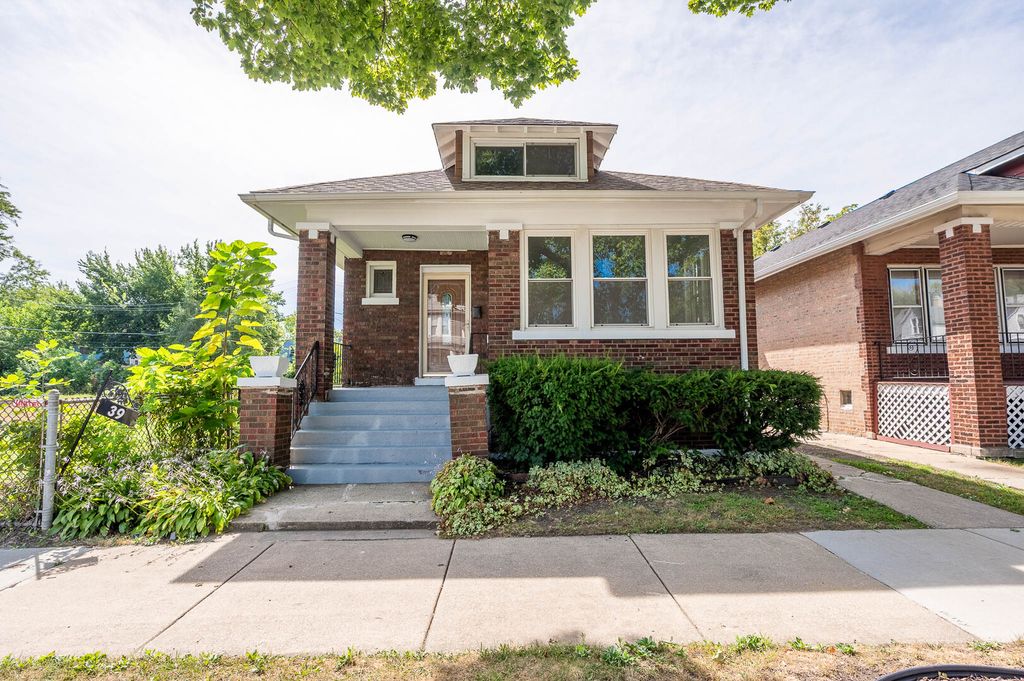 39 W 113th Place, Chicago, IL 60628