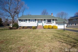 701 Sunbrite Lane, Piscataway, NJ 08854