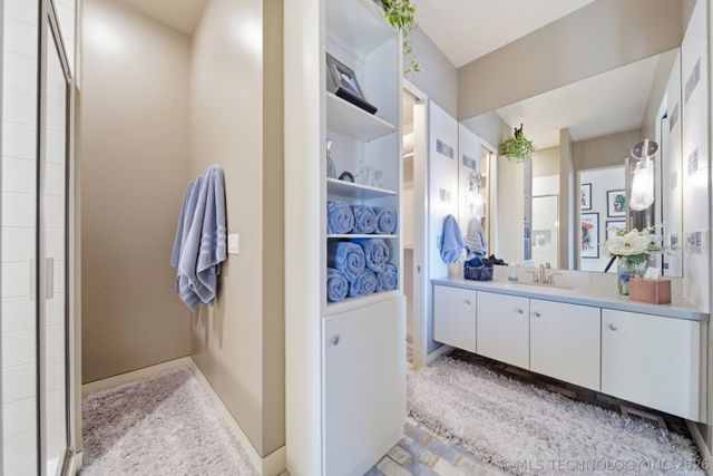 9614 Horizon Circle, Sperry, OK 74073