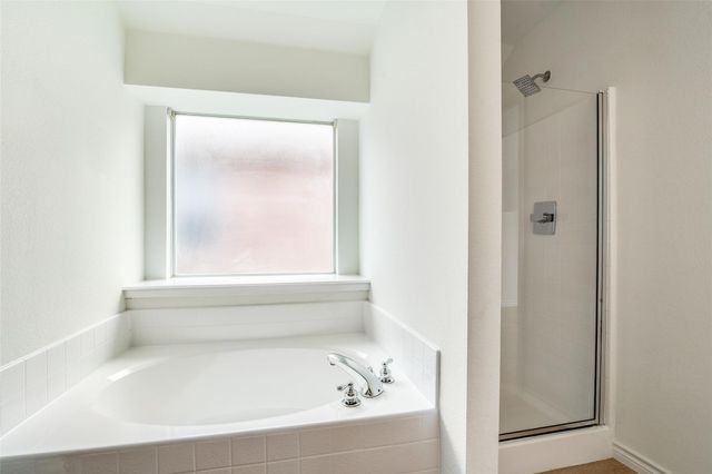 924 Bowie Drive, Lavon, TX 75116