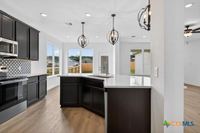 355 Pathfinder Drive, Copperas Cove, TX 76522