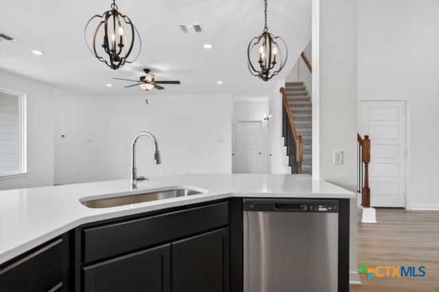 355 Pathfinder Drive, Copperas Cove, TX 76522